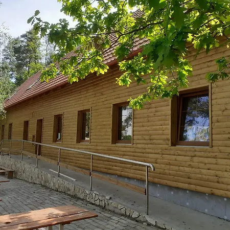 Pralinka Sro Jesenice U Rakovnika ゲストハウス
